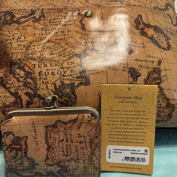Patricia Nash European Mapprint Kirby Crossbody - Picture 1 of 3
